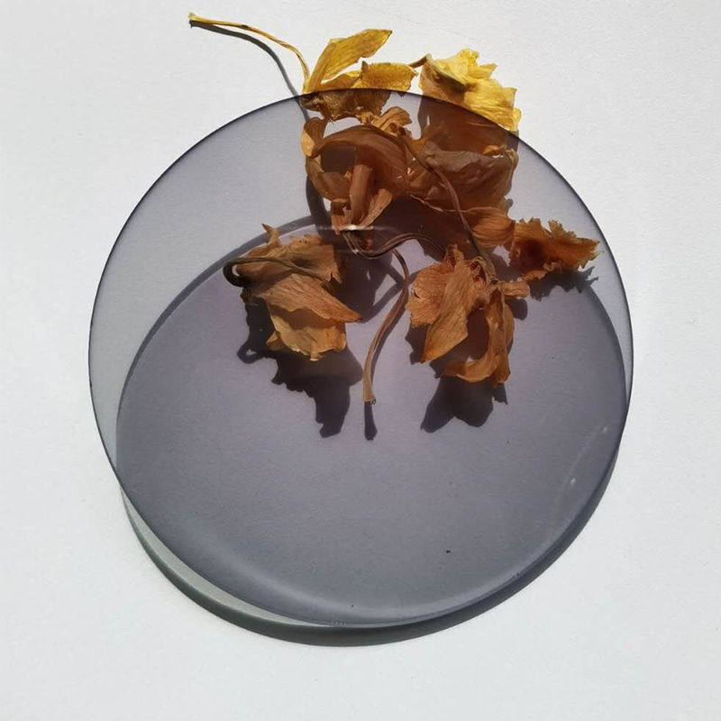 1.67 fotokrominen linssi SHMC