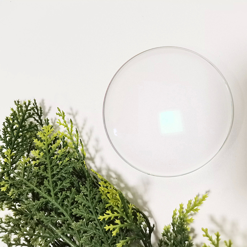 1,74 Sininen puolivalmis Single Vision -linssi