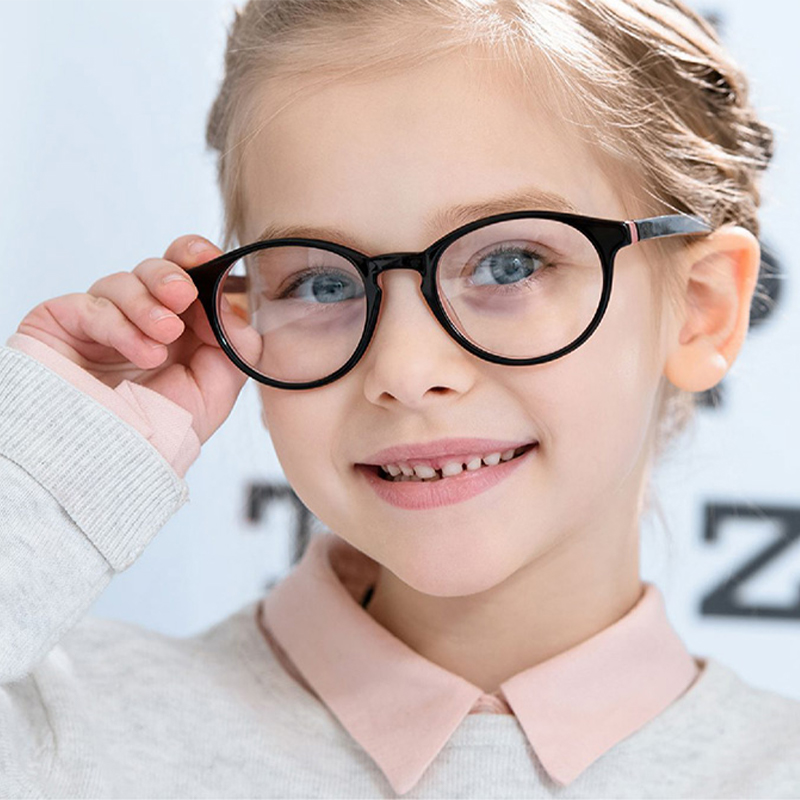 Kahdeksankulmainen pyöreä myopian hallintalinssi